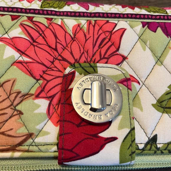 Vera Bradley turn-lock wallet in Hello Dahlia - Picture 2 of 5